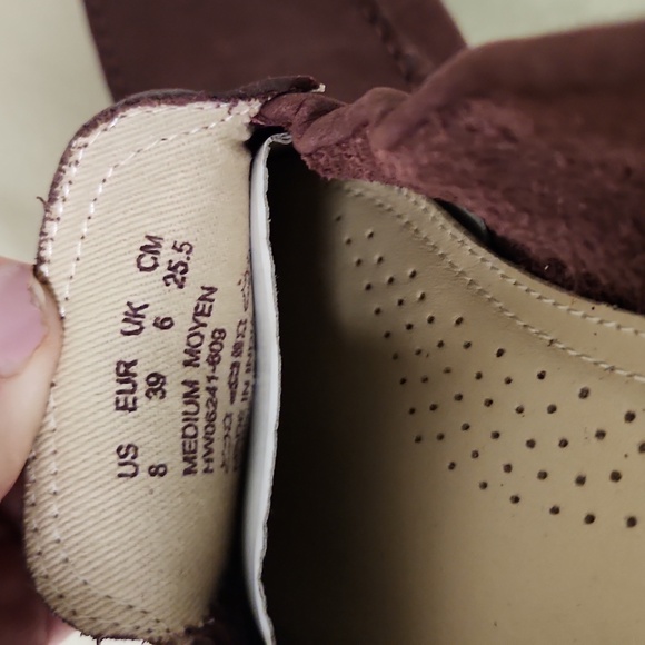 Hush Puppies Suade Burgandy Loafers NWOT Size 8 - Picture 5 of 5